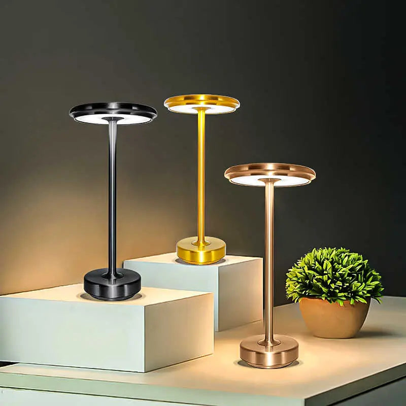 TouchLicht™ – Modern table lamp with touch technology